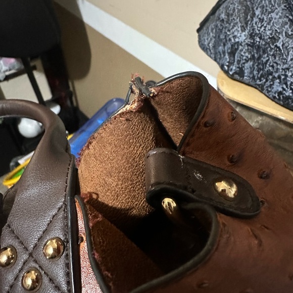 Elegant Brown Genuine Leather 3 pc Bag Set - Picture 12 of 12